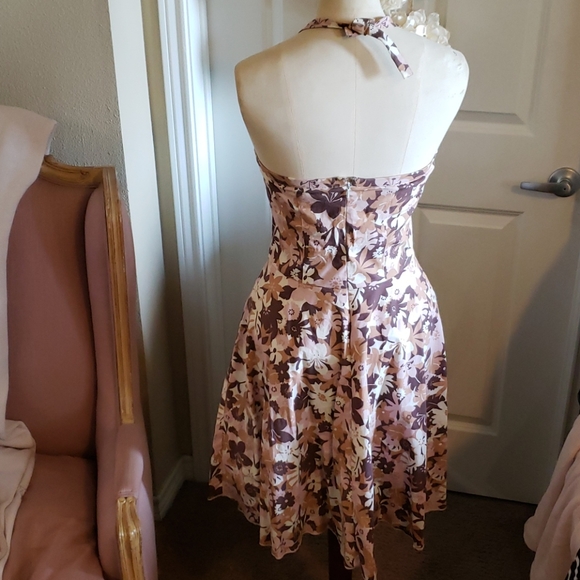 Floral halter dress - Picture 4 of 4